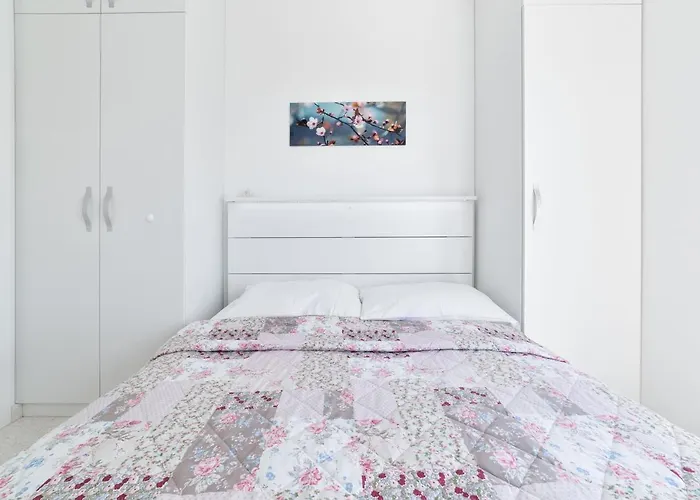 Villa Aliara Jacuzzi Apartment
